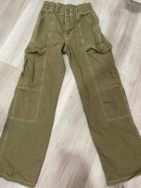 Women Olive Cargo Pants - Durable Utility Style